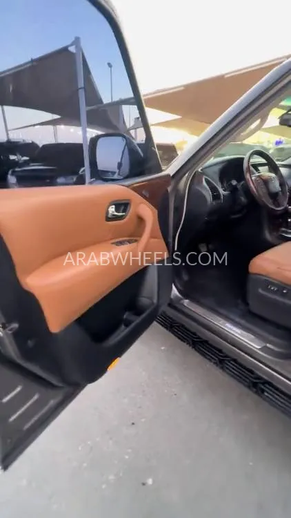 Nissan Patrol 2015 for Sale in Sharjah Image-4