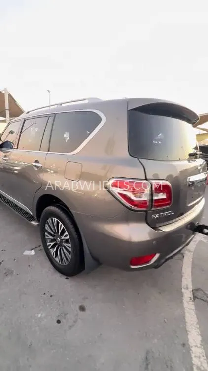 Nissan Patrol 2015 for Sale in Sharjah Image-17