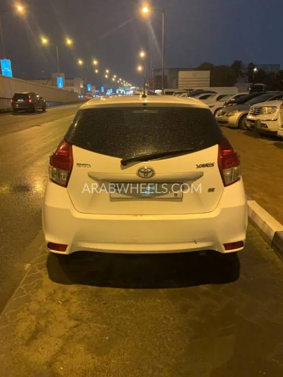 Toyota Yaris 2017 for Sale in Sharjah Image-8