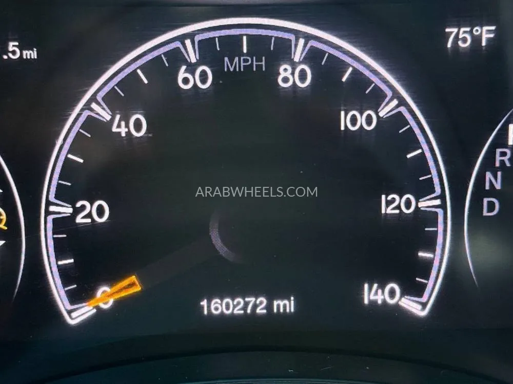 جيب شيروكي 2017 for Sale in الشارقة Image-5