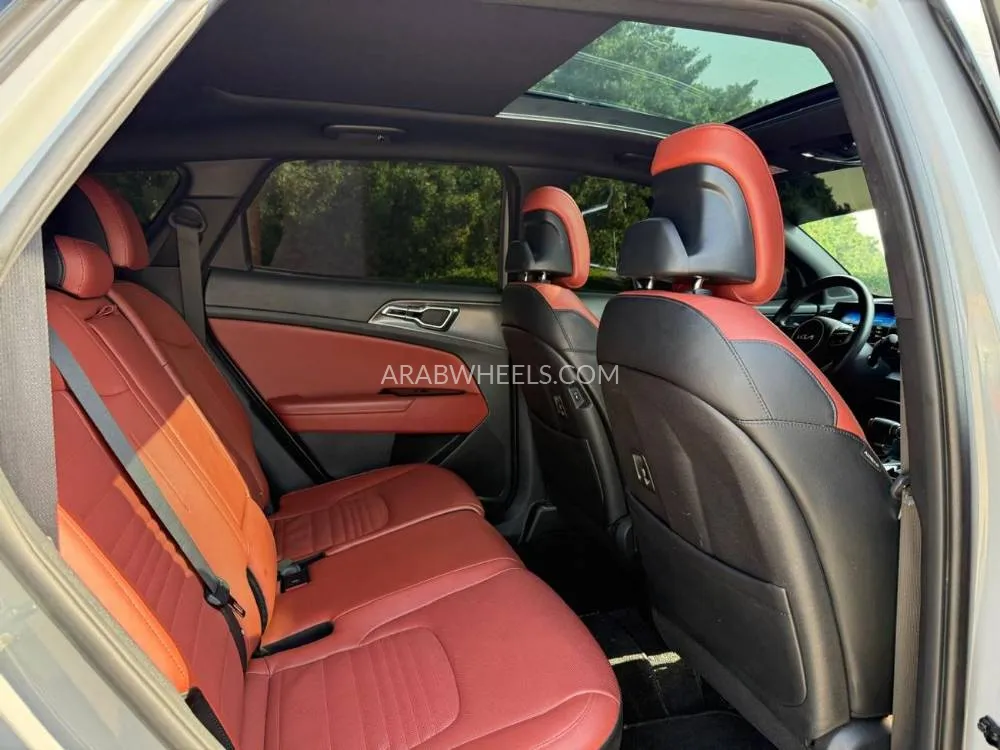 Kia Sportage 2024 for Sale in Sharjah Image-14