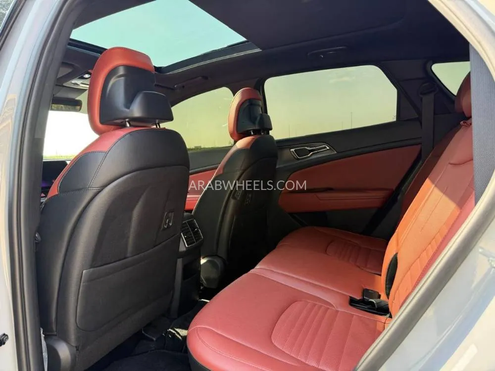 Kia Sportage 2024 for Sale in Sharjah Image-18