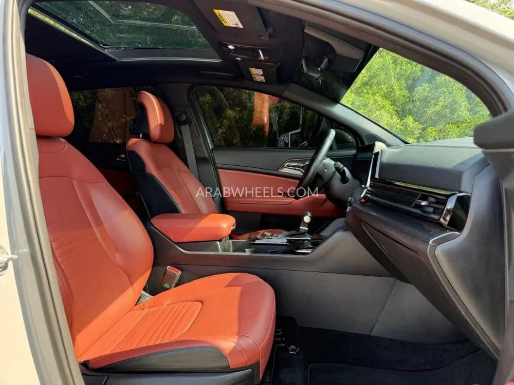 Kia Sportage 2024 for Sale in Sharjah Image-21