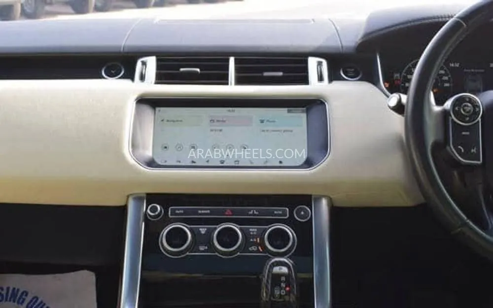 Land Rover Range Rover Sport 2017 for Sale in Dubai Image-18