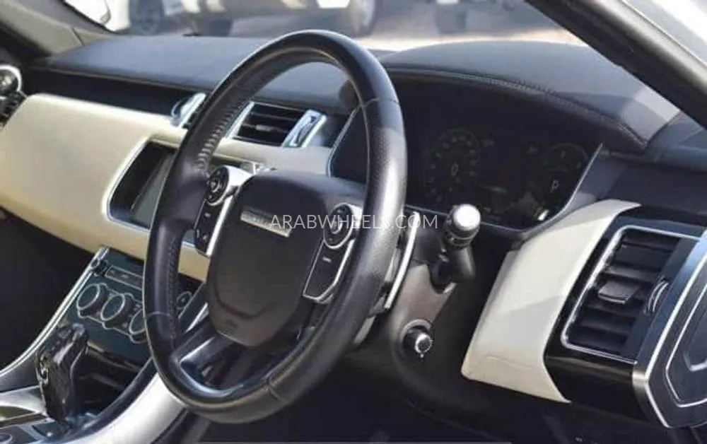 Land Rover Range Rover Sport 2017 for Sale in Dubai Image-26