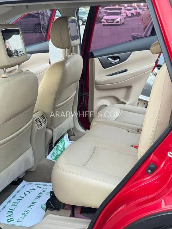 Nissan X-Trail 2015 for Sale in Sharjah Image-19