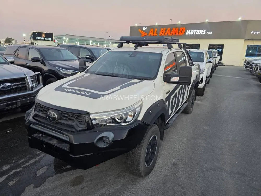 Toyota Hilux 2020 for Sale in Dubai Image-3