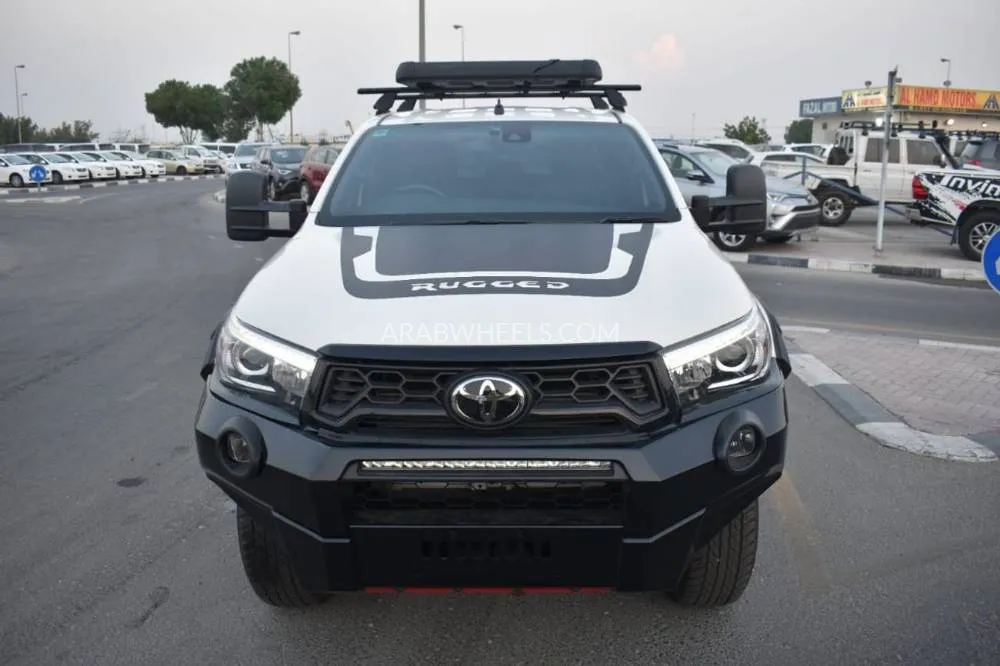Toyota Hilux 2020 for Sale in Dubai Image-4
