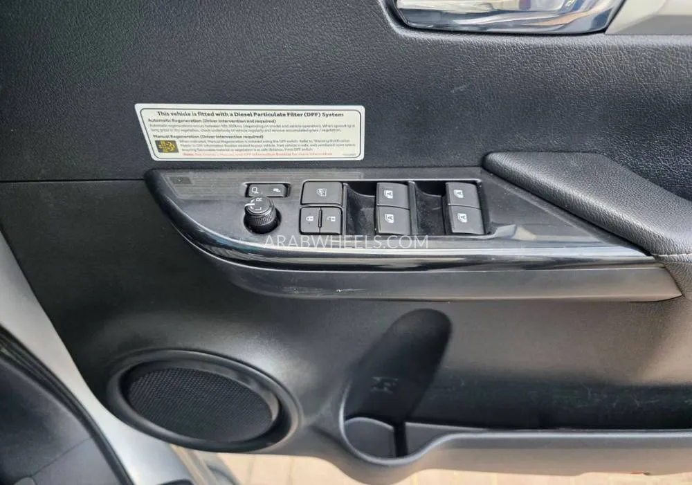 Toyota Hilux 2022 for Sale in Dubai Image-16