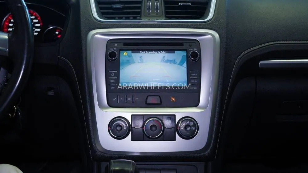 GMC Acadia 2016 for Sale in Sharjah Image-16