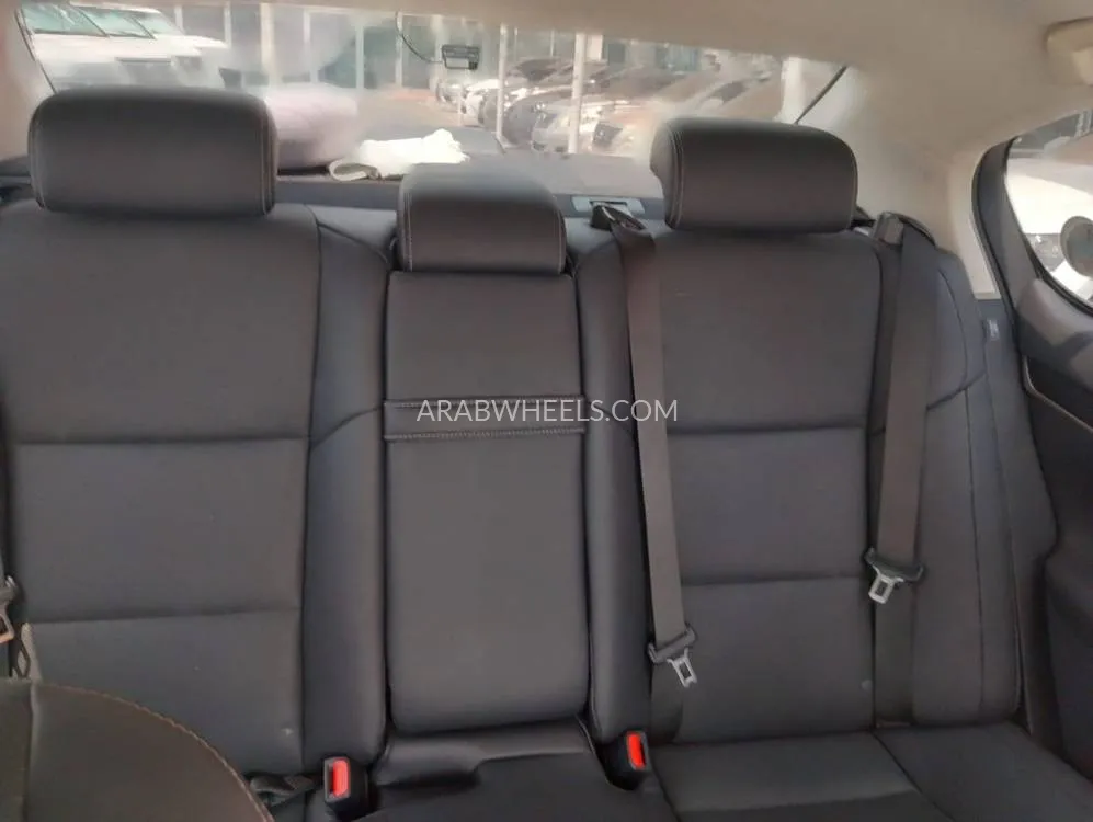 لكزس GS 2018 for Sale in دبي Image-6