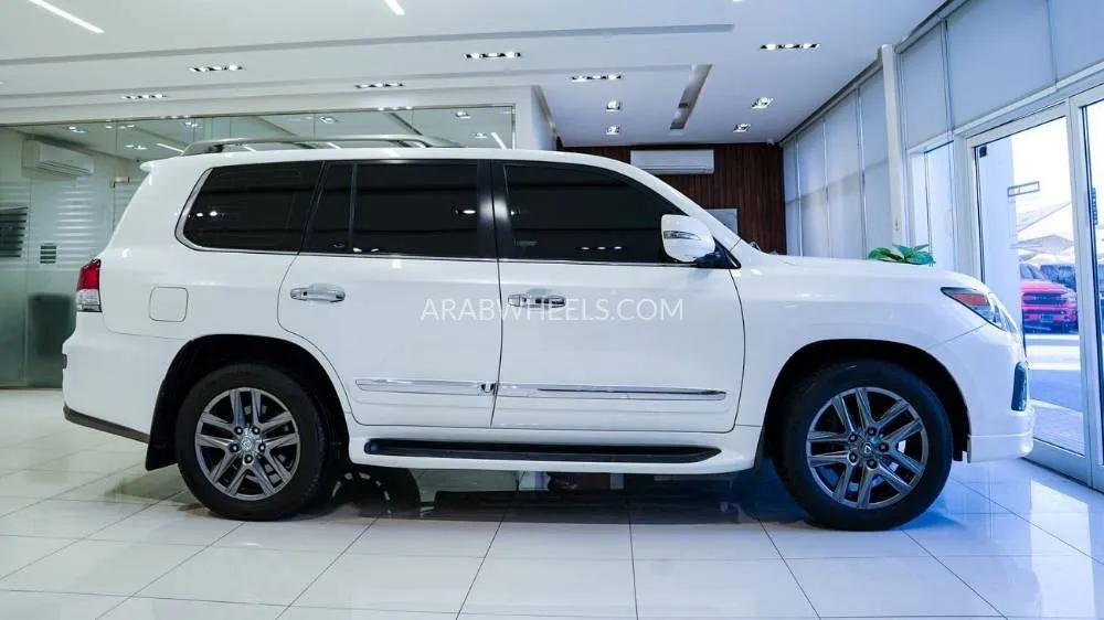 Lexus LX 2015 for Sale in Sharjah Image-19