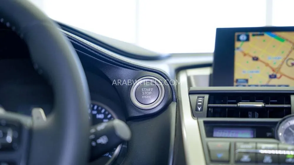 لكزس NX 2015 for Sale in الشارقة Image-7