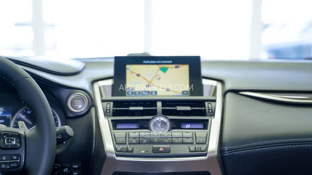 لكزس NX 2015 for Sale in الشارقة Image-11