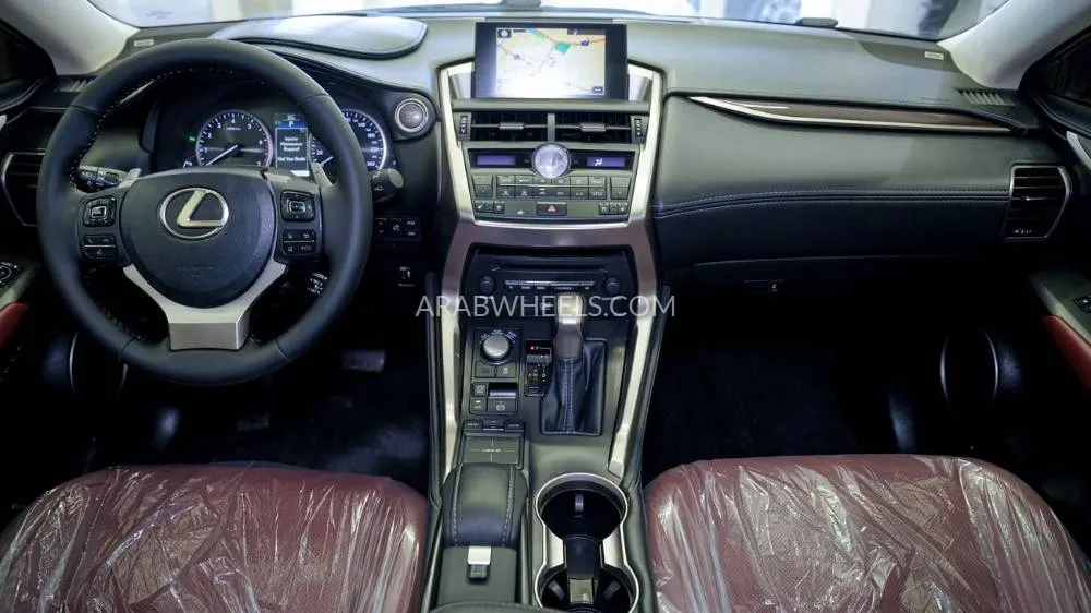 لكزس NX 2015 for Sale in الشارقة Image-12