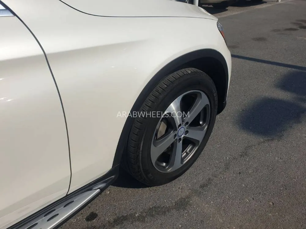 Mercedes Benz GLC Class 2017 for Sale in Dubai Image-10