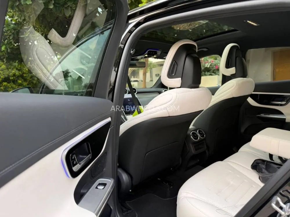 Mercedes Benz GLC Class 2024 for Sale in Dubai Image-3