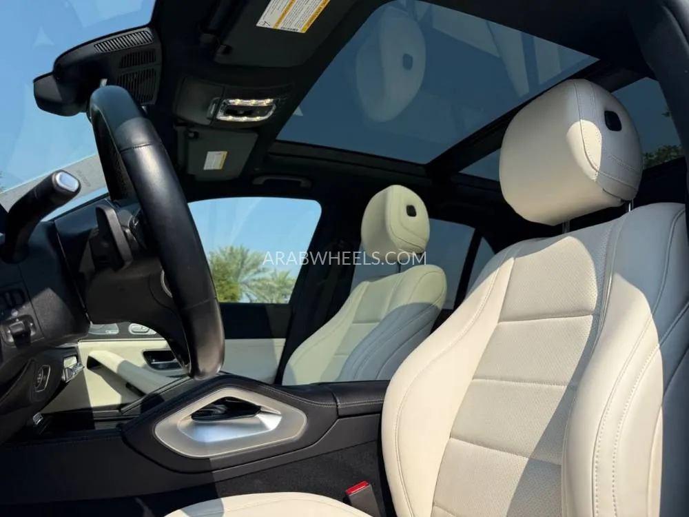 Mercedes Benz GLE Class 2020 for Sale in Dubai Image-8