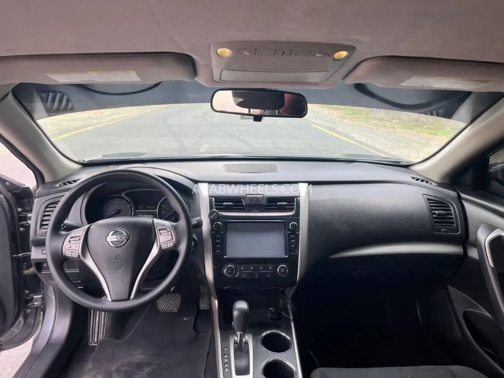 نيسان التيما 2015 for Sale in الشارقة Image-8