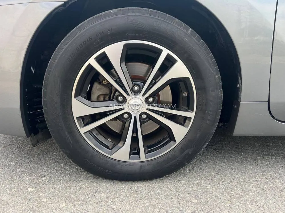 نيسان التيما 2015 for Sale in الشارقة Image-17