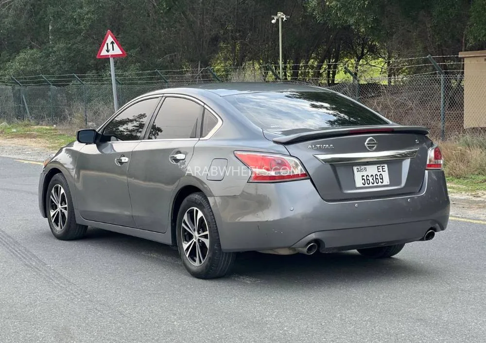 نيسان التيما 2015 for Sale in الشارقة Image-26