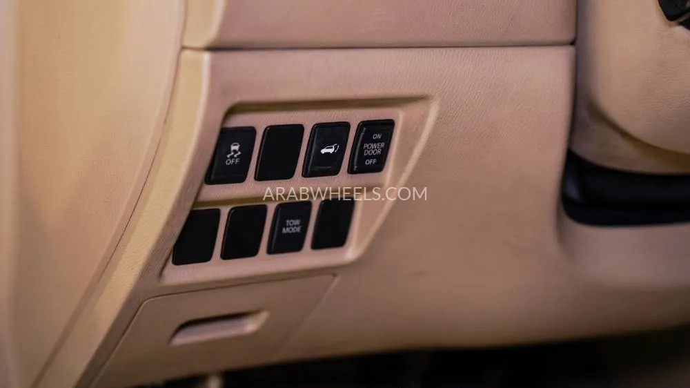 Nissan Pathfinder 2013 for Sale in Sharjah Image-5