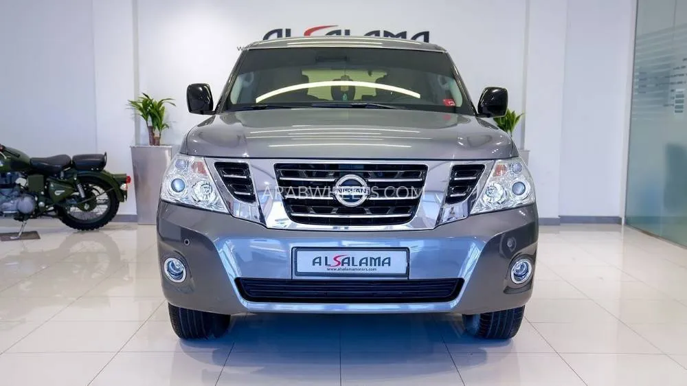 Nissan Patrol 2019 for Sale in Sharjah Image-2