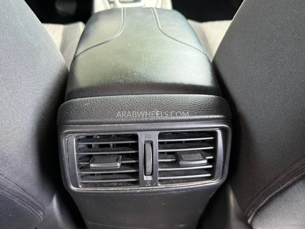 Nissan Rogue 2020 for Sale in Sharjah Image-17