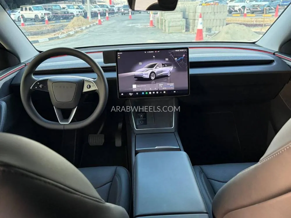 تسلا Y موديل  2025 for Sale in دبي Image-8