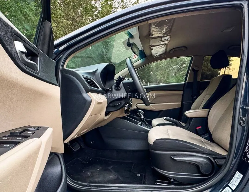 هيونداي أكسنت 2022 for Sale in الشارقة Image-8