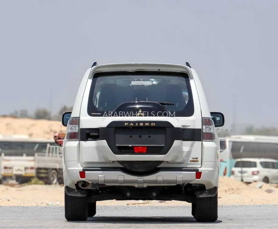 Mitsubishi Pajero 2022 for Sale in Sharjah Image-5
