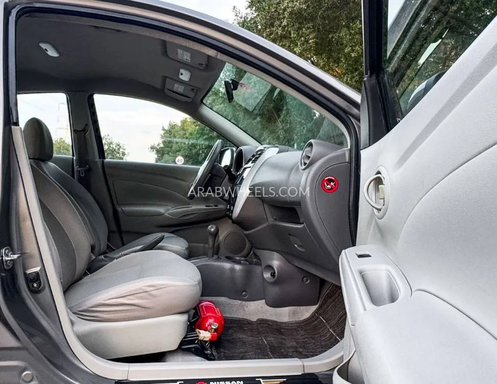 Nissan Sunny 2022 for Sale in Sharjah Image-9