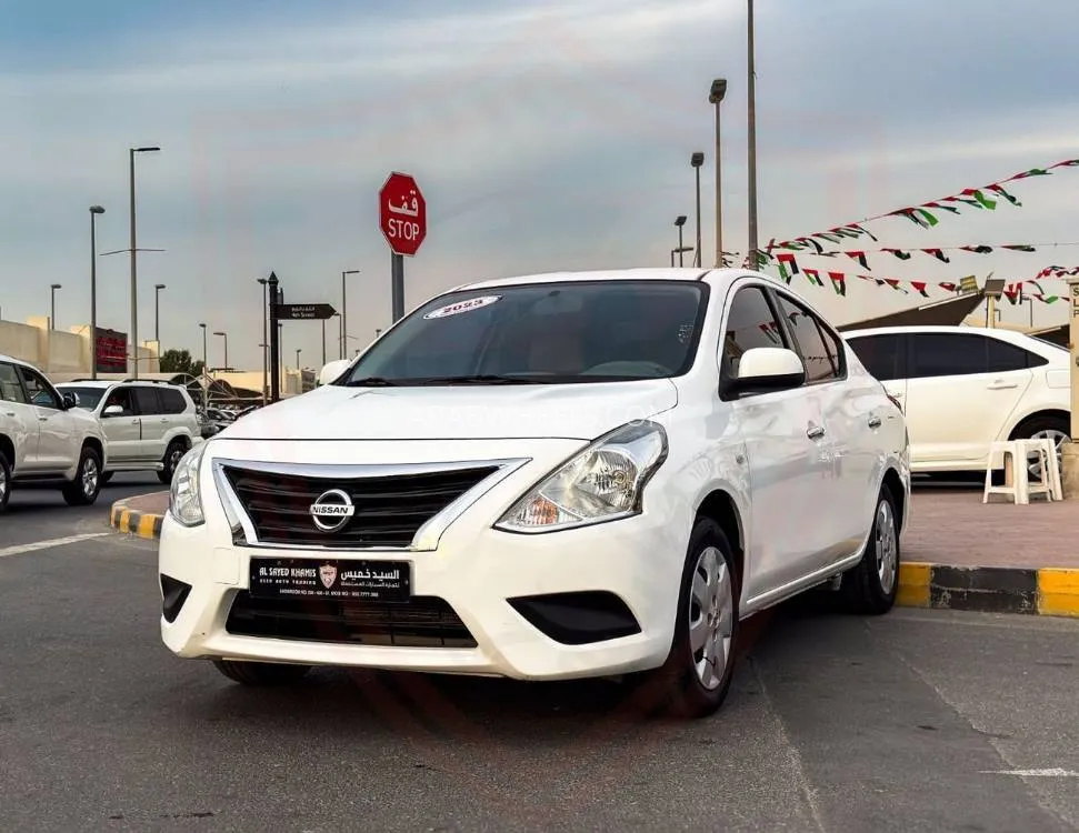 Nissan Sunny 2023 for Sale in Sharjah Image-3
