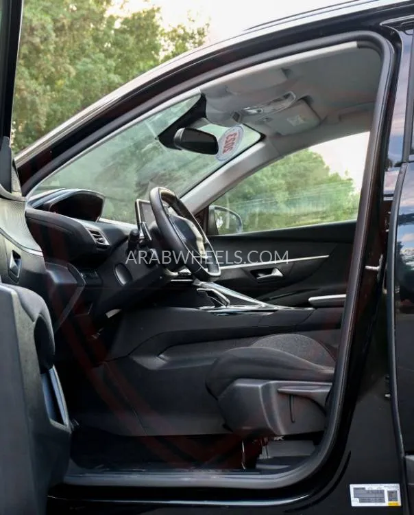 بيجو 3008 2023 for Sale in الشارقة Image-8