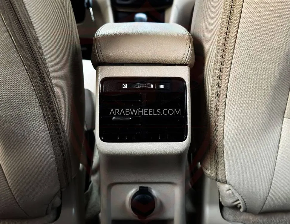 Suzuki Ciaz 2024 for Sale in Sharjah Image-11