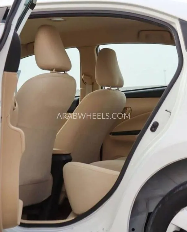 Toyota Yaris 2021 for Sale in Sharjah Image-10