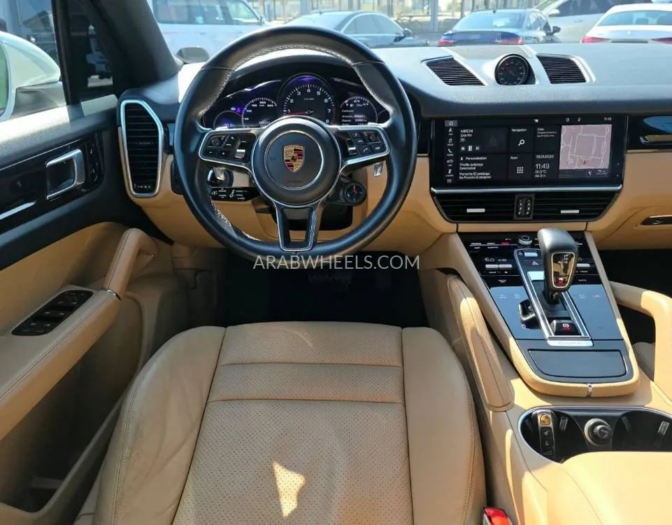 Porsche Cayenne 2018 for Sale in Dubai Image-10