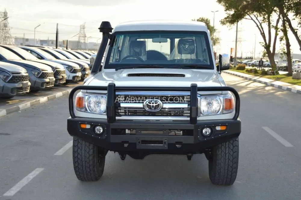 Toyota Land Cruiser 2016 for Sale in Dubai Image-3