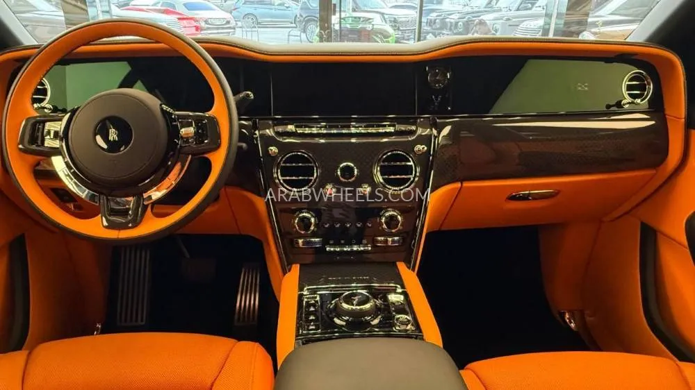 Rolls Royce Cullinan 2025 for Sale in Dubai Image-5