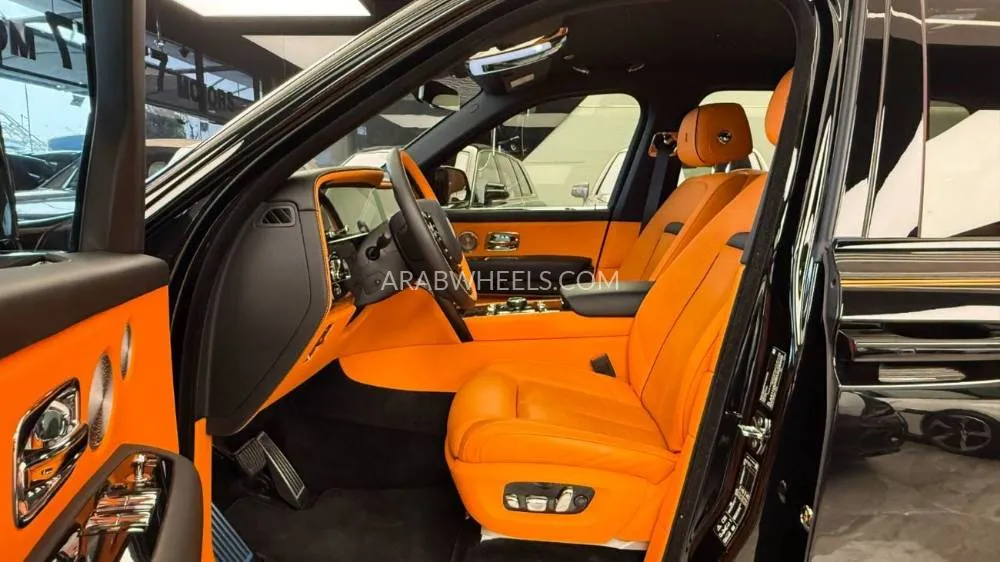 Rolls Royce Cullinan 2025 for Sale in Dubai Image-8