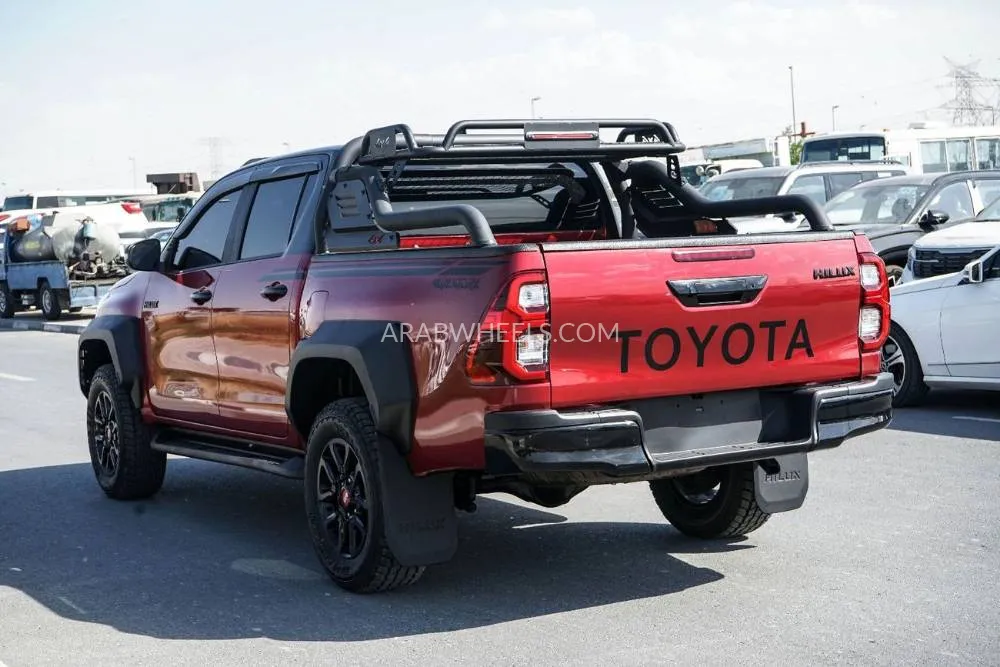 Toyota Hilux 2022 for Sale in Dubai Image-4