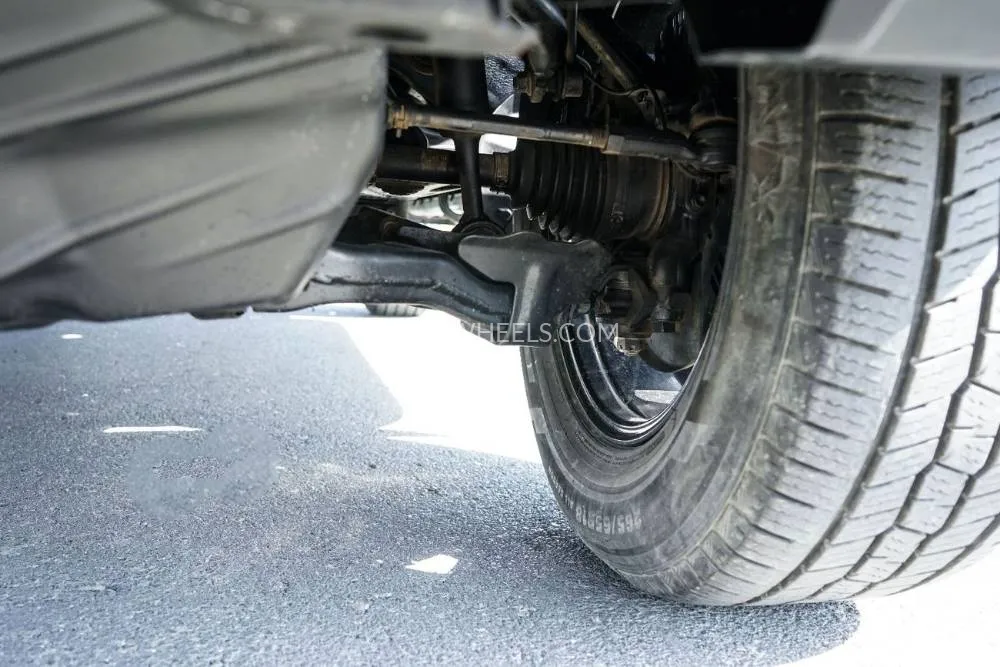 Toyota Hilux 2024 for Sale in Dubai Image-10