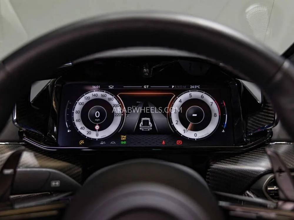 Aston Martin Vantage 2025 for Sale in Dubai Image-4