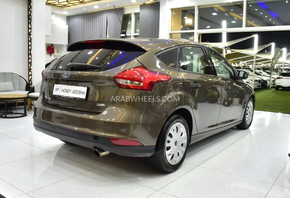Ford Focus 2017 for Sale in Dubai Image-5