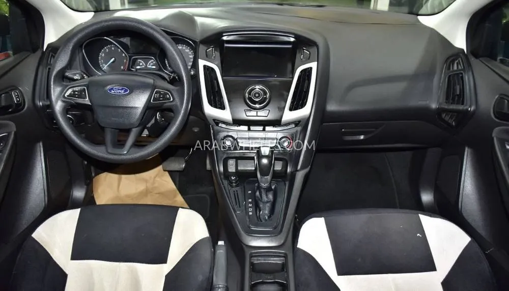 Ford Focus 2017 for Sale in Dubai Image-10