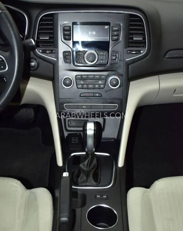 Renault Megane 2019 for Sale in Dubai Image-14