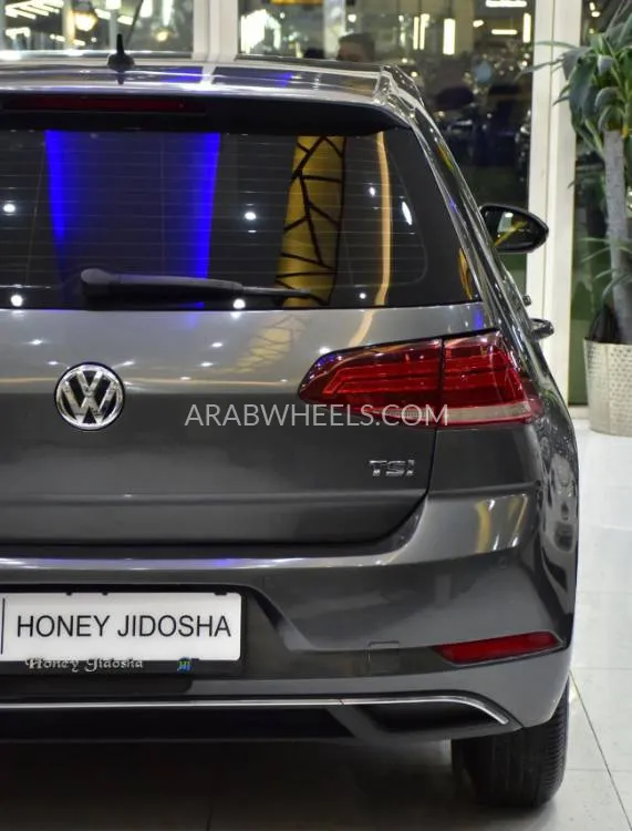 Volkswagen Golf 2018 for Sale in Dubai Image-9