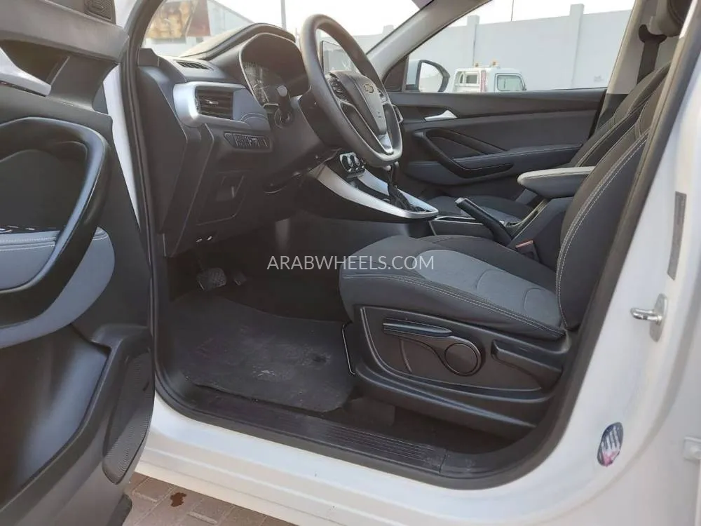 Chevrolet Captiva 2022 for Sale in Sharjah Image-3