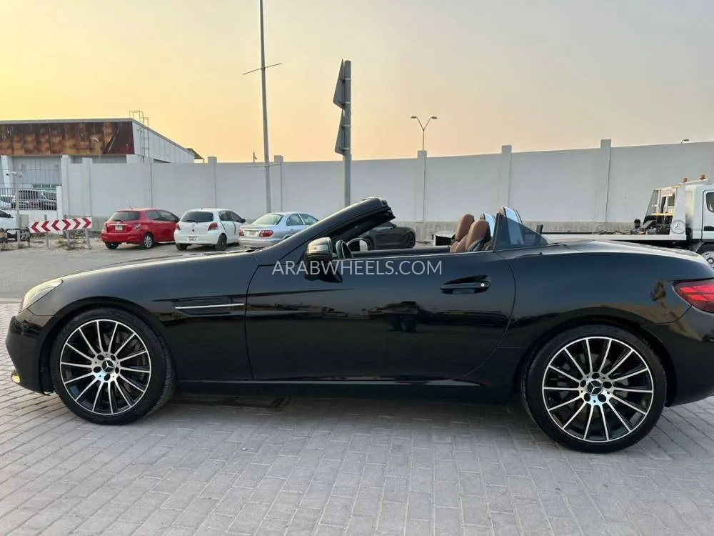 Mercedes Benz SLC Class 2018 for Sale in Sharjah Image-6