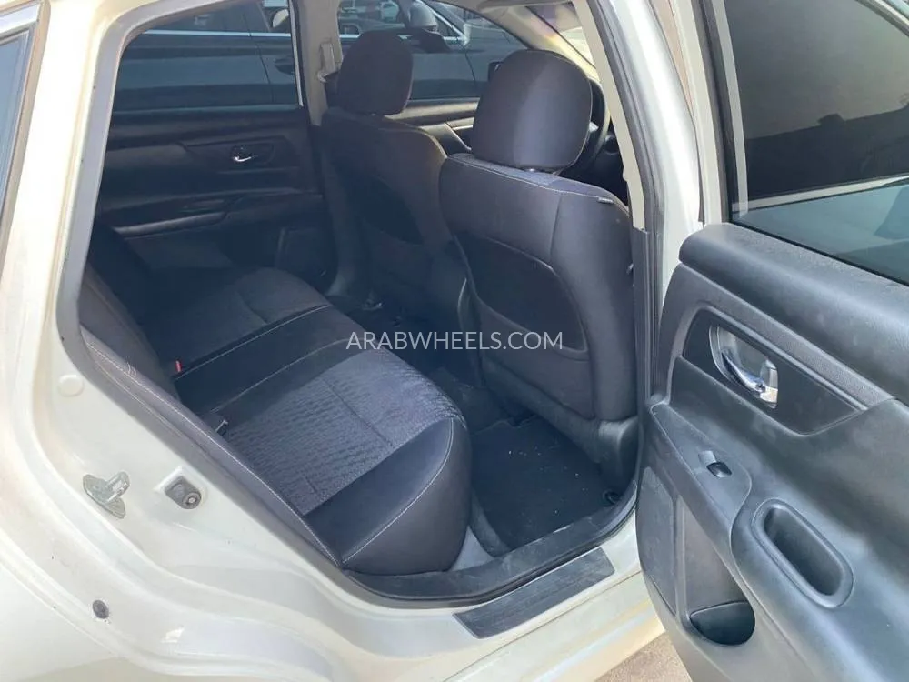 Nissan Altima 2016 for Sale in Sharjah Image-2